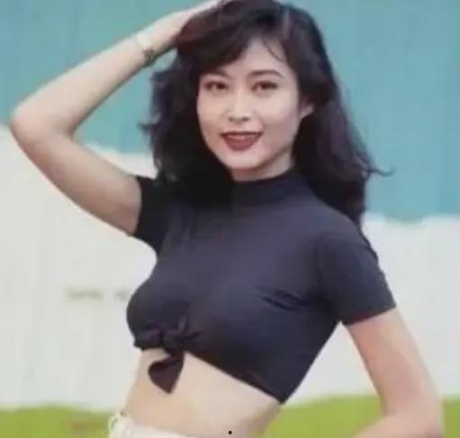 情不自禁叶玉卿在线观看,叶玉卿经典影视作品在线重温  第3张