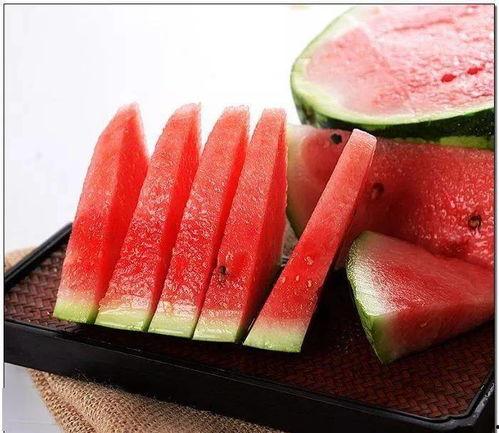 满甜吃瓜全集免费观看,全集免费观看，揭秘娱乐圈幕后风云